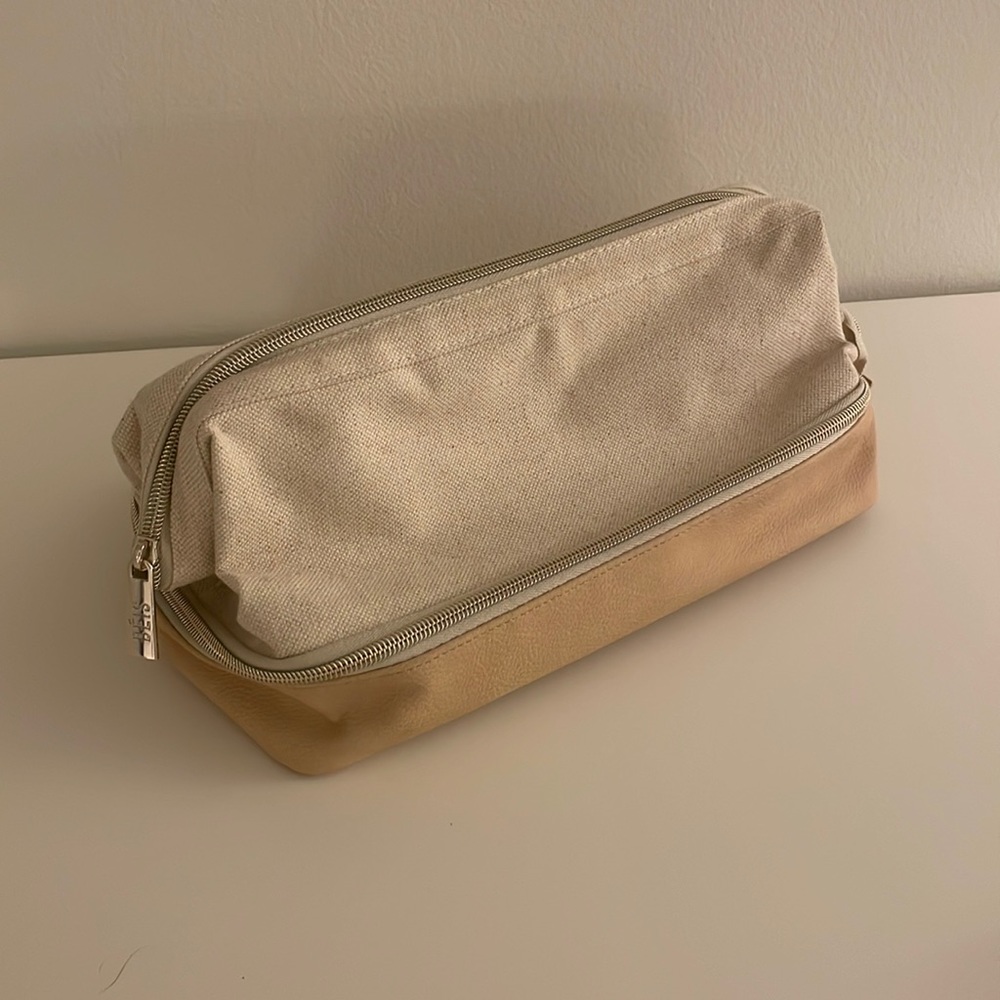 BEIS Dopp Kit beige